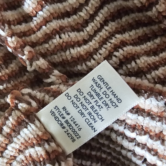 BKE Women's Cardigan - Brown, Rust and Cream. Size Medium - Picture 7 of 8